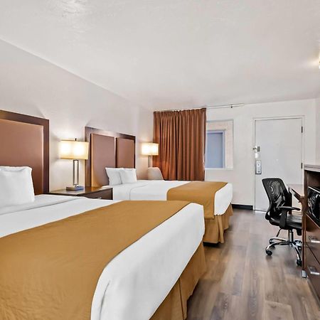 Travelodge By Wyndham Page, View Of Lake Powell Buitenkant foto