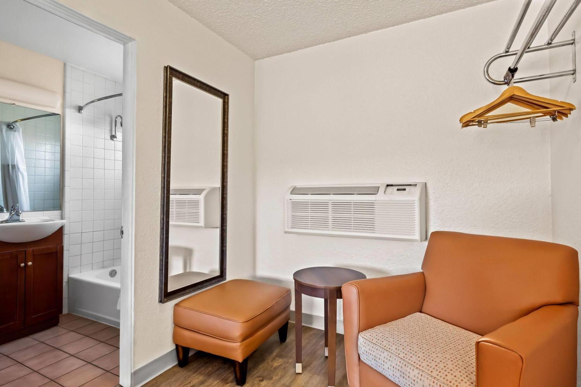 Travelodge By Wyndham Page, View Of Lake Powell Buitenkant foto
