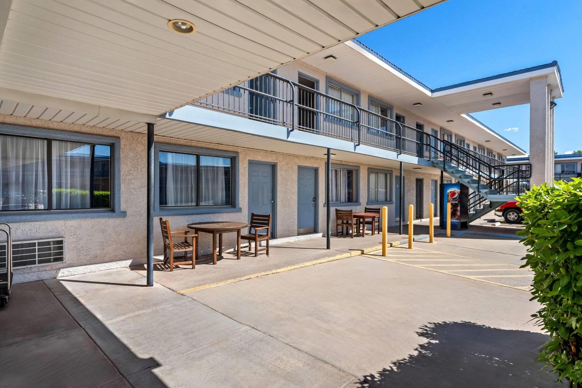 Travelodge By Wyndham Page, View Of Lake Powell Buitenkant foto